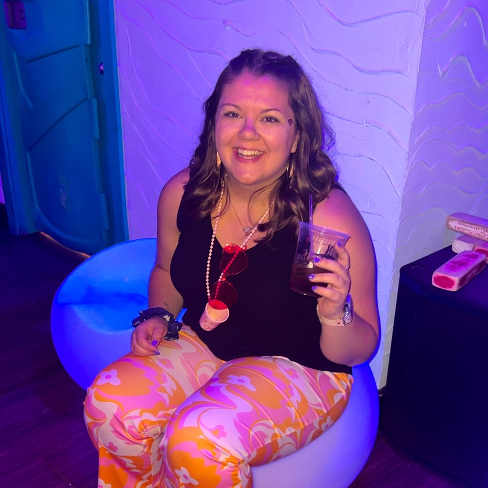 Meet your Posher, Jenny